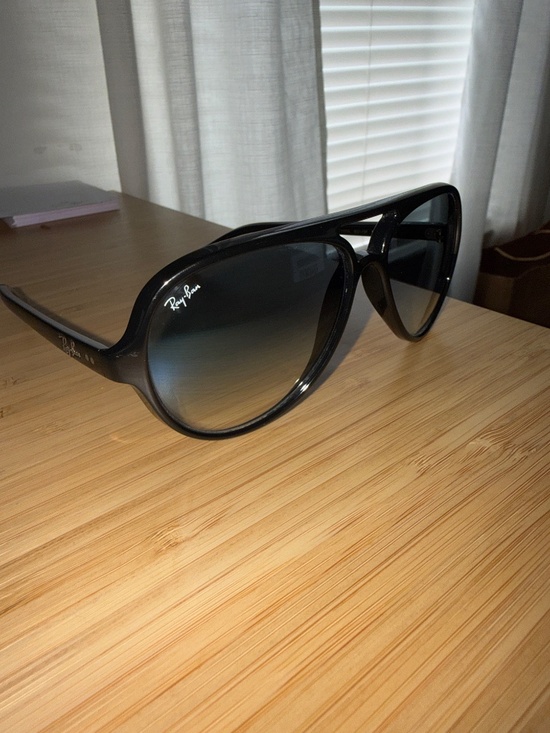 Ray-Ban 4125 - Cats 5000 Sunglasses in Black with Clear Gradient Blue Lenses main image 7